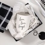 Statement mug « Live Love Laugh »