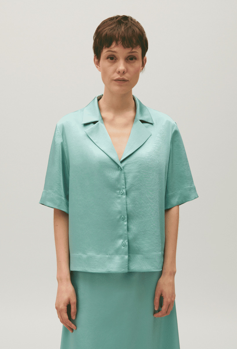 Chemise fluide satinée vert d'eau