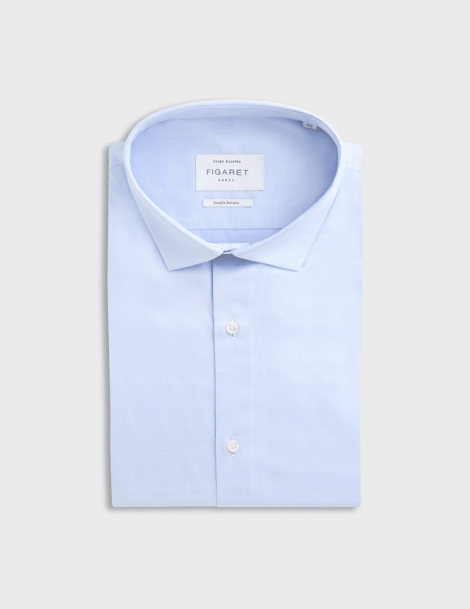 Chemise ajustée bleu clair