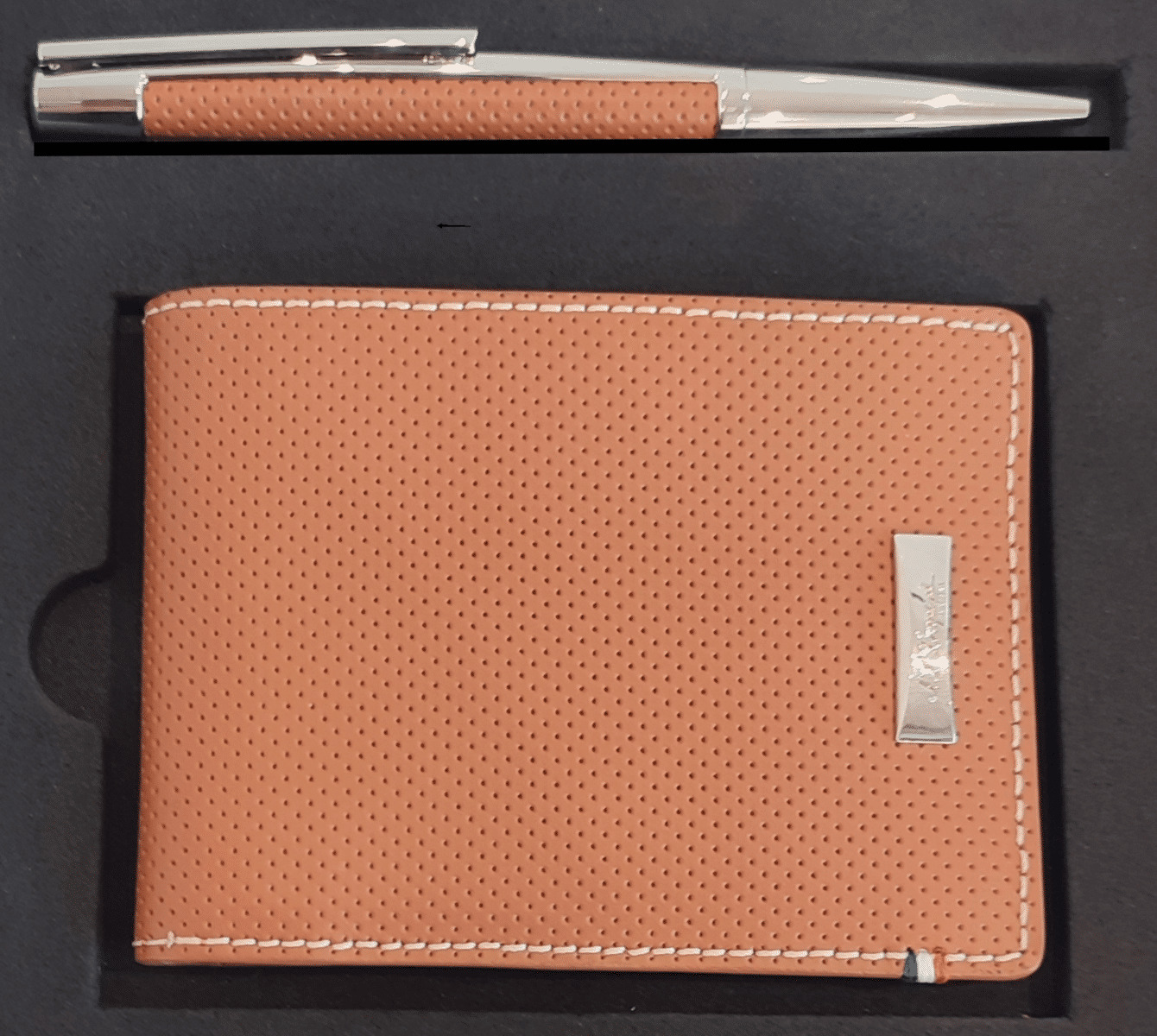 Coffret stylo bille défi cuir perforé marron et porte carte 6CC