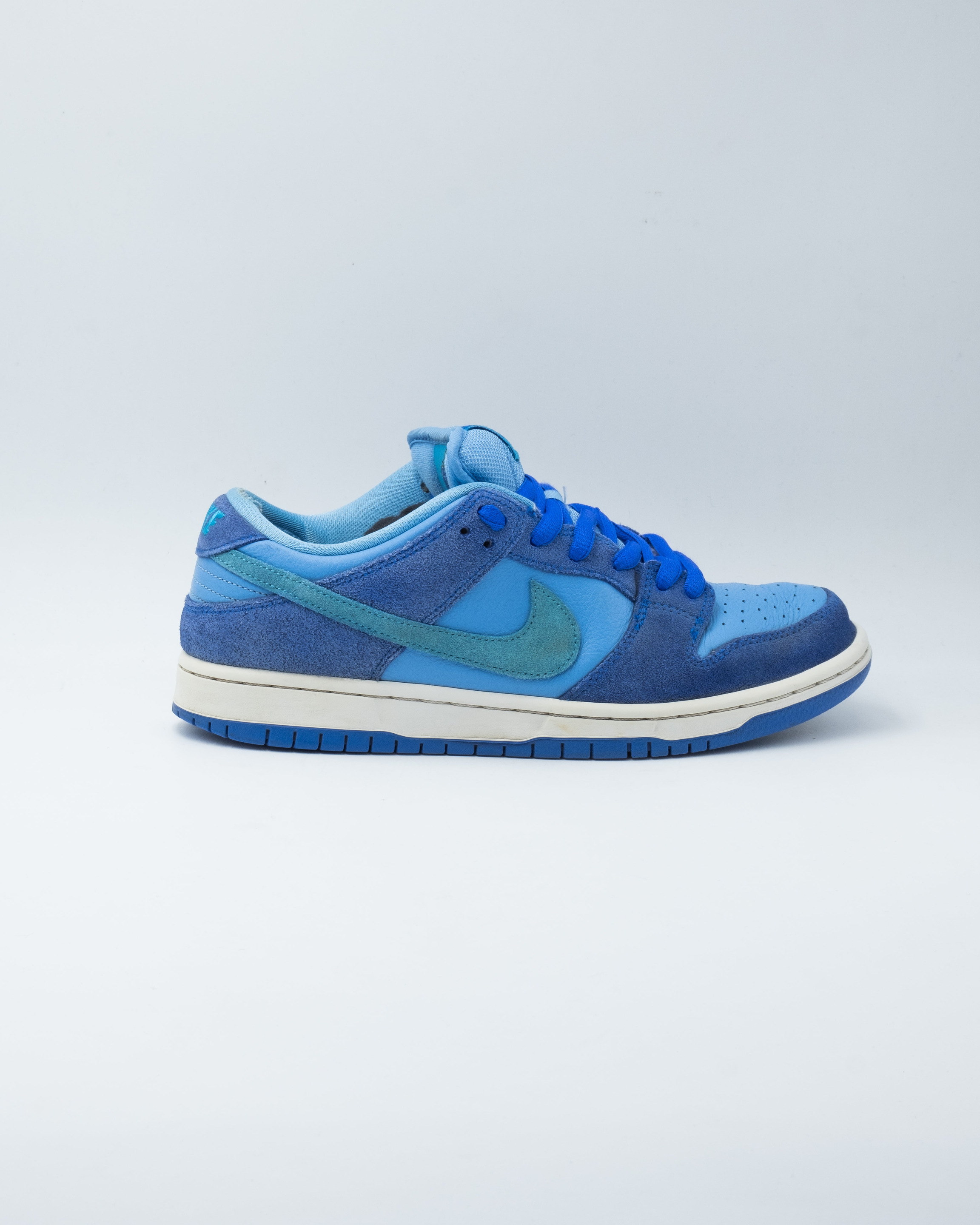 Dunk SB Low Blue Raspberry