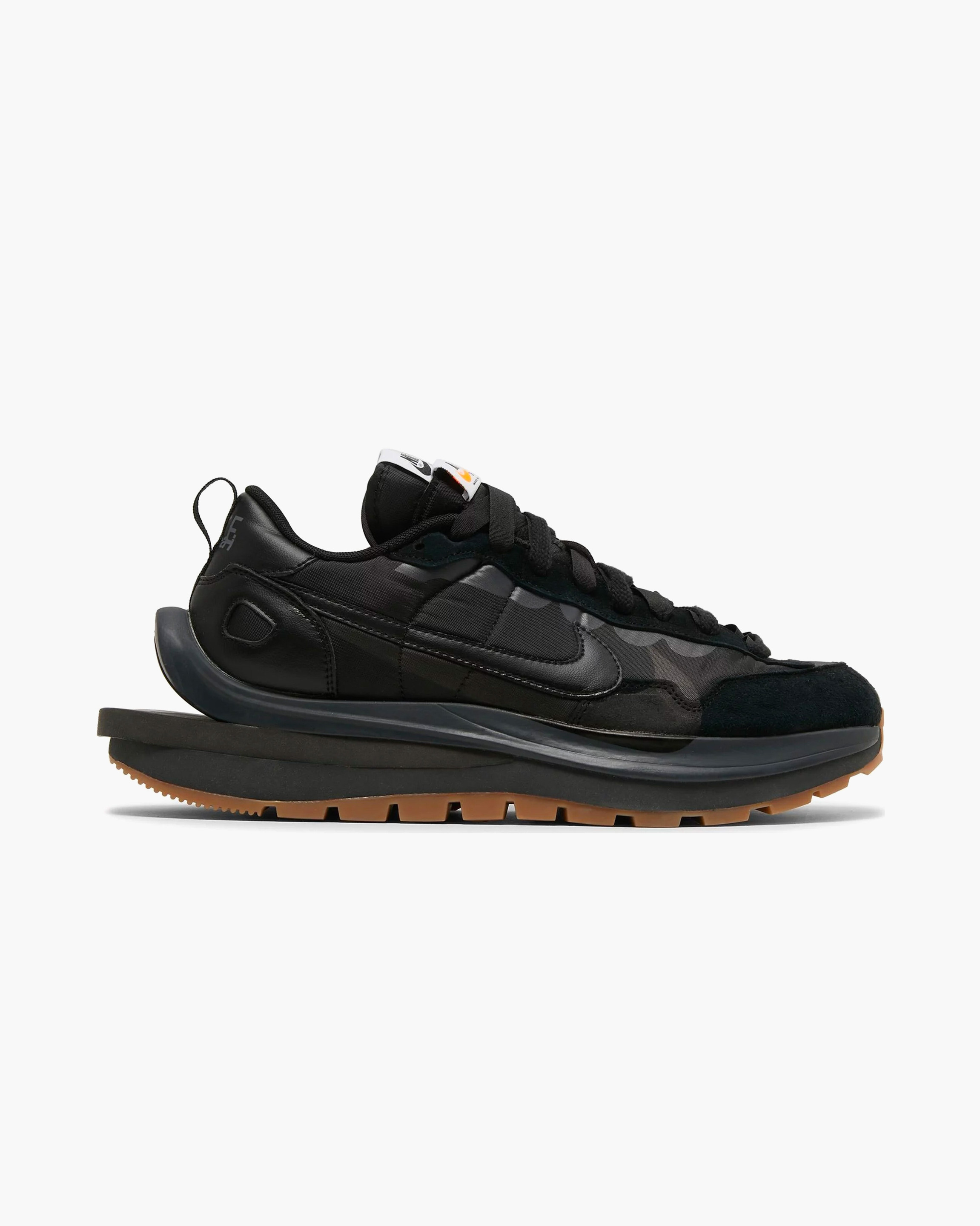 Nike Vaporwaffle sacai Black Gum