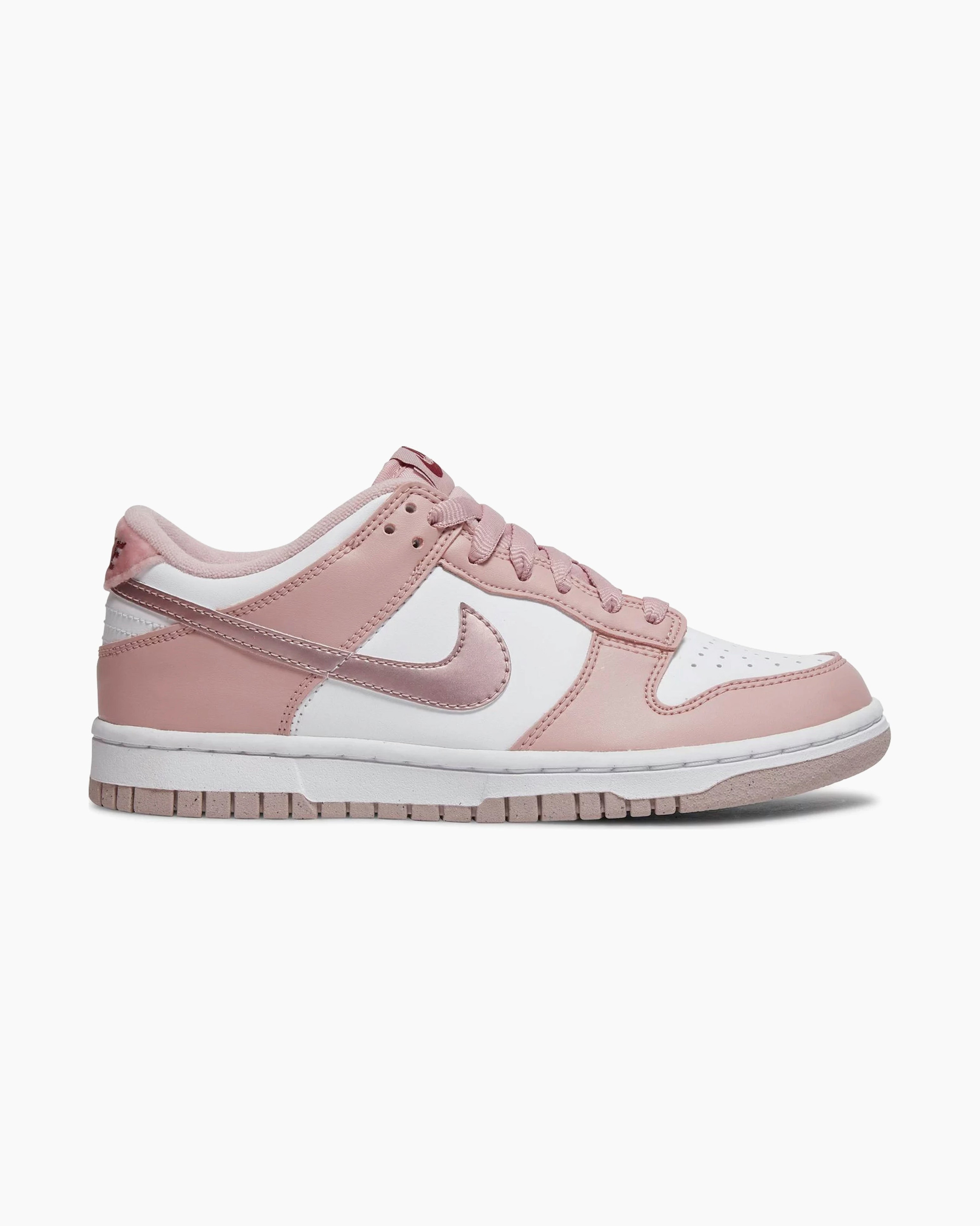 Dunk Low Pink Velvet