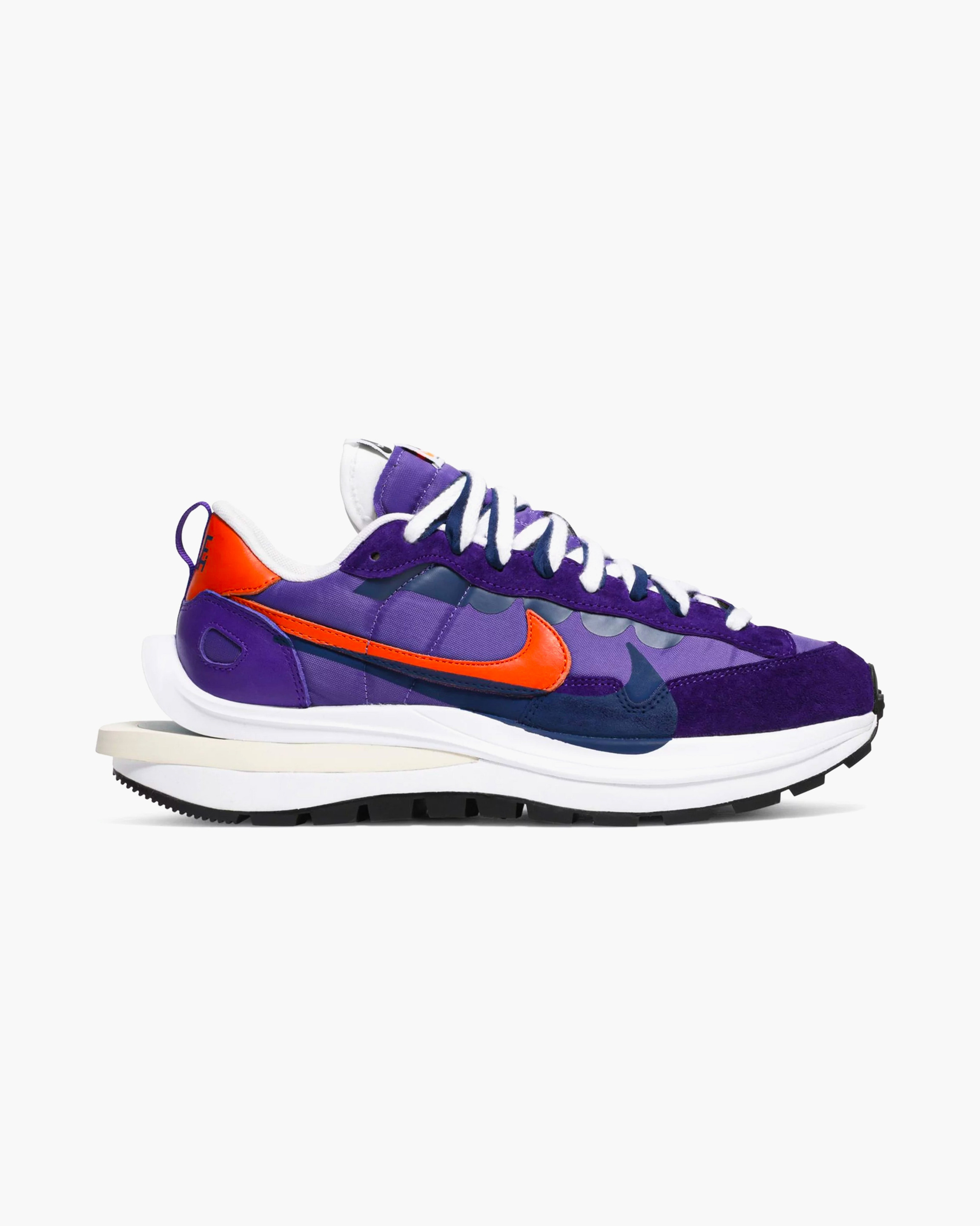 Nike Vaporwaffle sacai Dark Iris