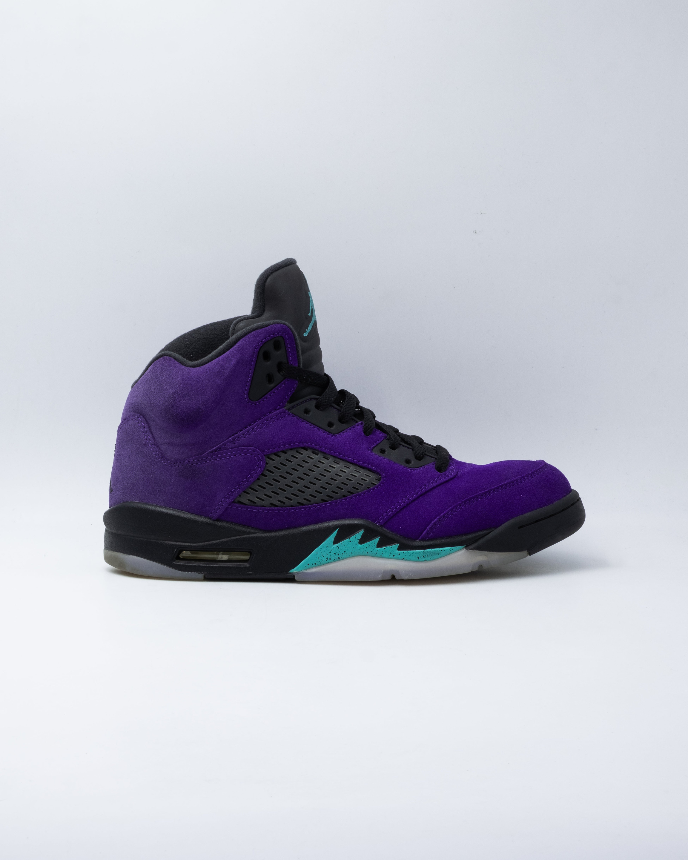 Air Jordan 5 Retro Alternate violet