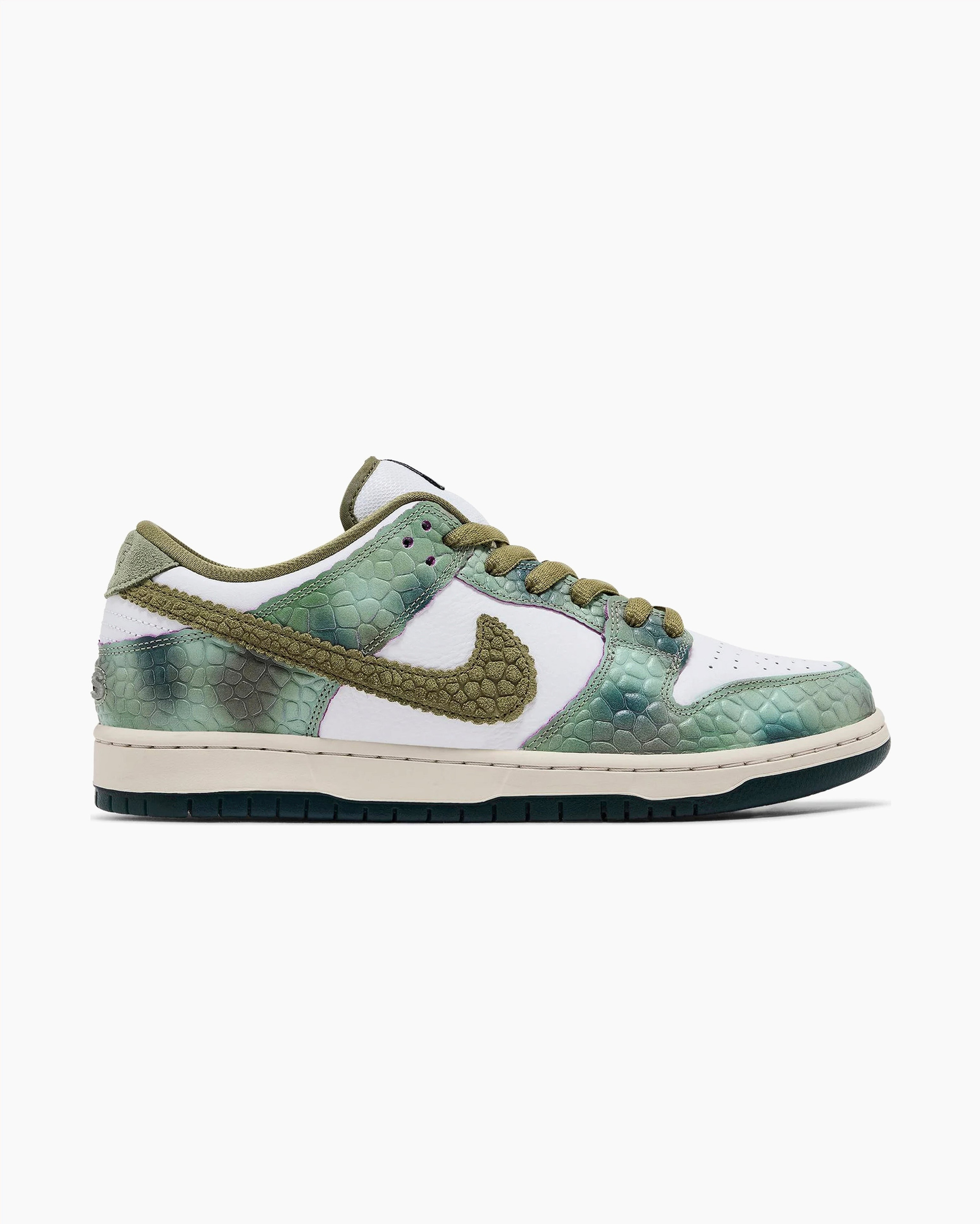 Nike Dunk SB Low Alexis Sablone Chameleon