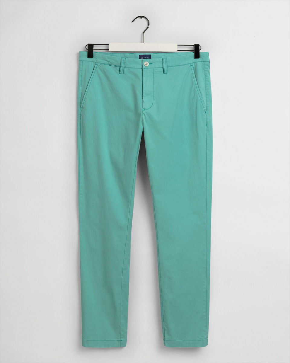 Pantalon chino slim fit Hallden délavé au soleil