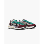 Nike Vaporwaffle sacai Villain Red Neptune Green