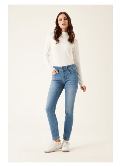 Women Jeans Caro curved Slim fit