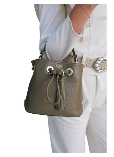 Leather Sac Lancel Modele Sacha Leather Tote Lancel Camel In