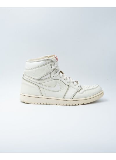 Air Jordan 1 Retro High OG Sail