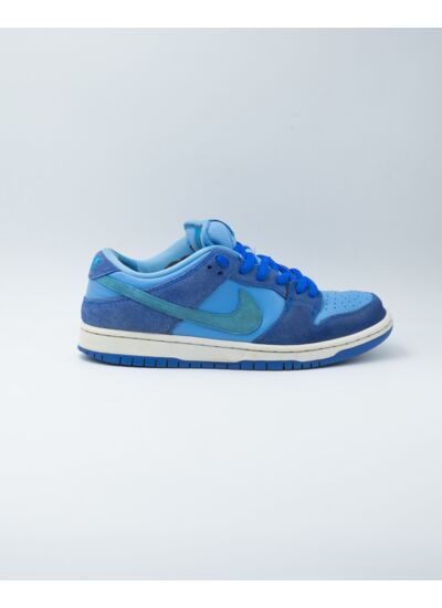 Dunk SB Low Blue Raspberry