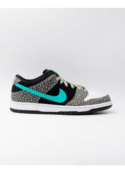 Nike Dunk SB Low atmos Elephant