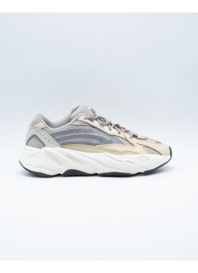 Adidas Adidas Yeezy Boost 700 V2 Cream