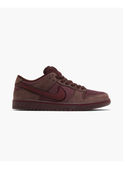 Nike SB Dunk Low City Of Love Bordeaux